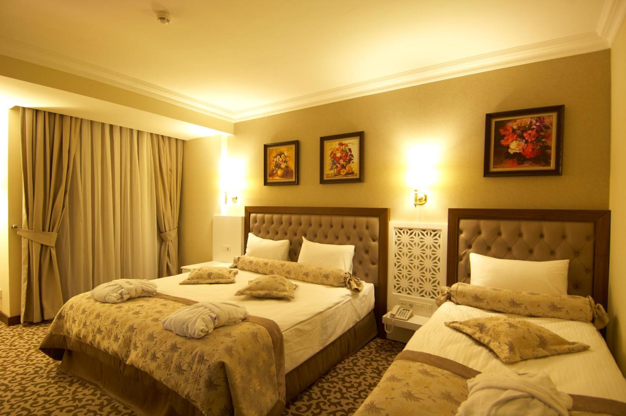 Safran Thermal Resort Sandıklı Eksteriør billede