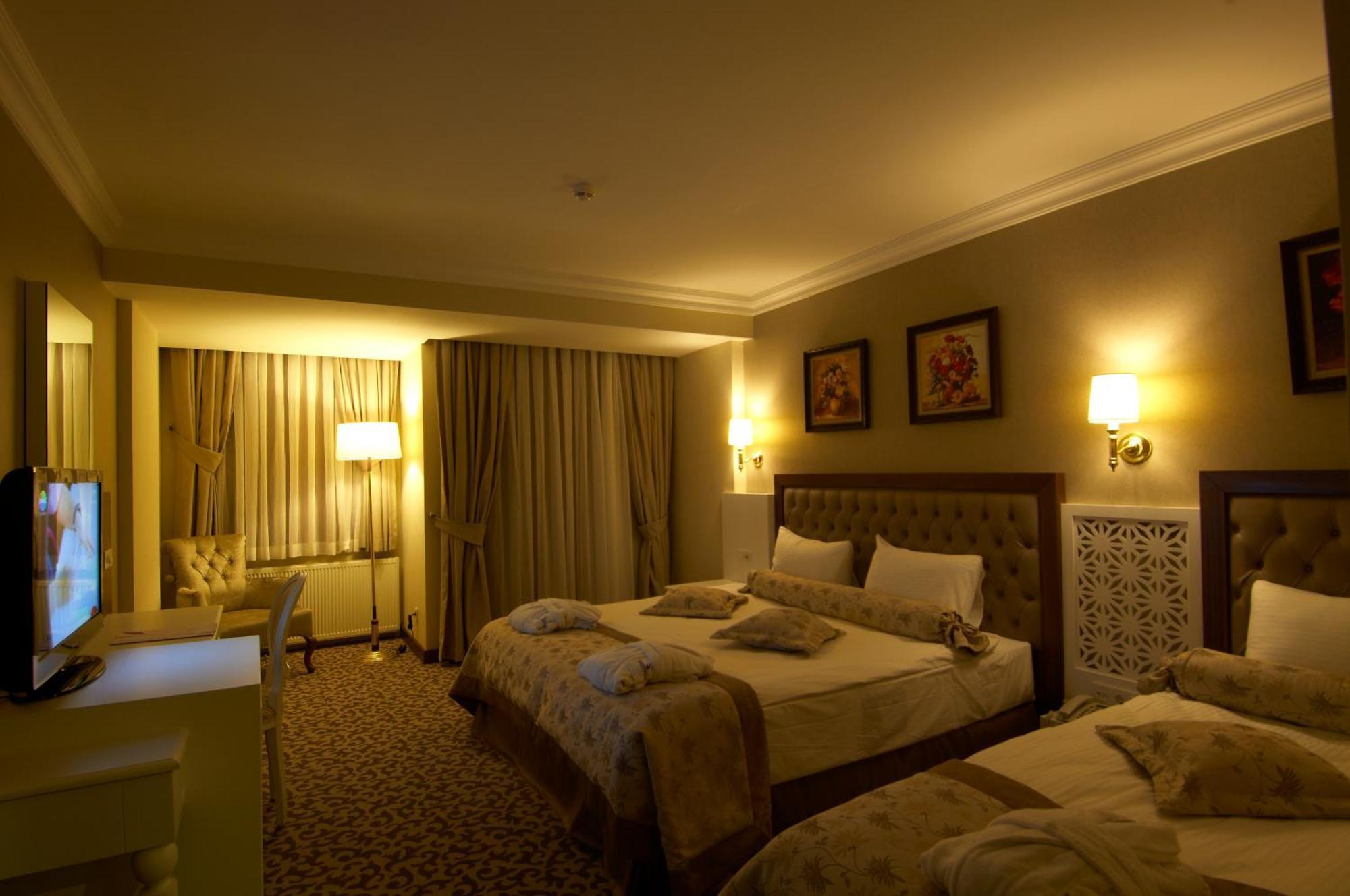 Safran Thermal Resort Sandıklı Eksteriør billede