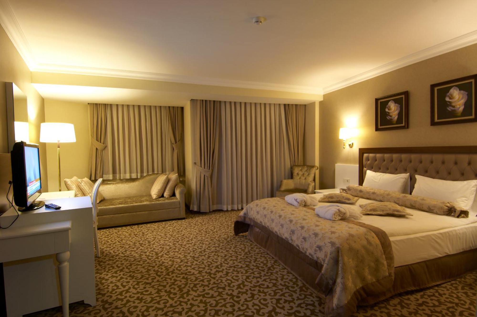 Safran Thermal Resort Sandıklı Eksteriør billede